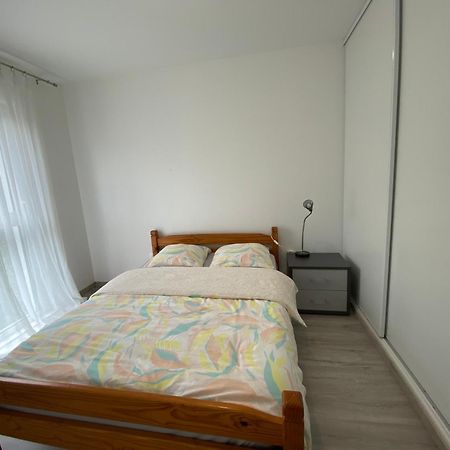 Duplex Neuf 90 M2 - 3 Chambres, Avec Jardin A 사르투르빌 외부 사진