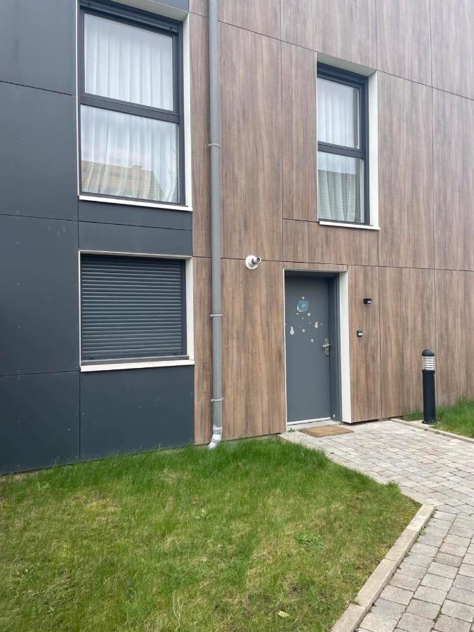 Duplex Neuf 90 M2 - 3 Chambres, Avec Jardin A 사르투르빌 외부 사진