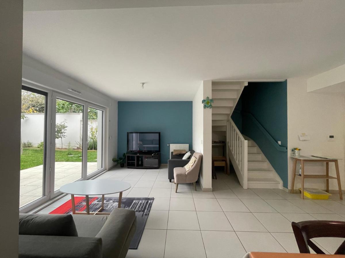 Duplex Neuf 90 M2 - 3 Chambres, Avec Jardin A 사르투르빌 외부 사진