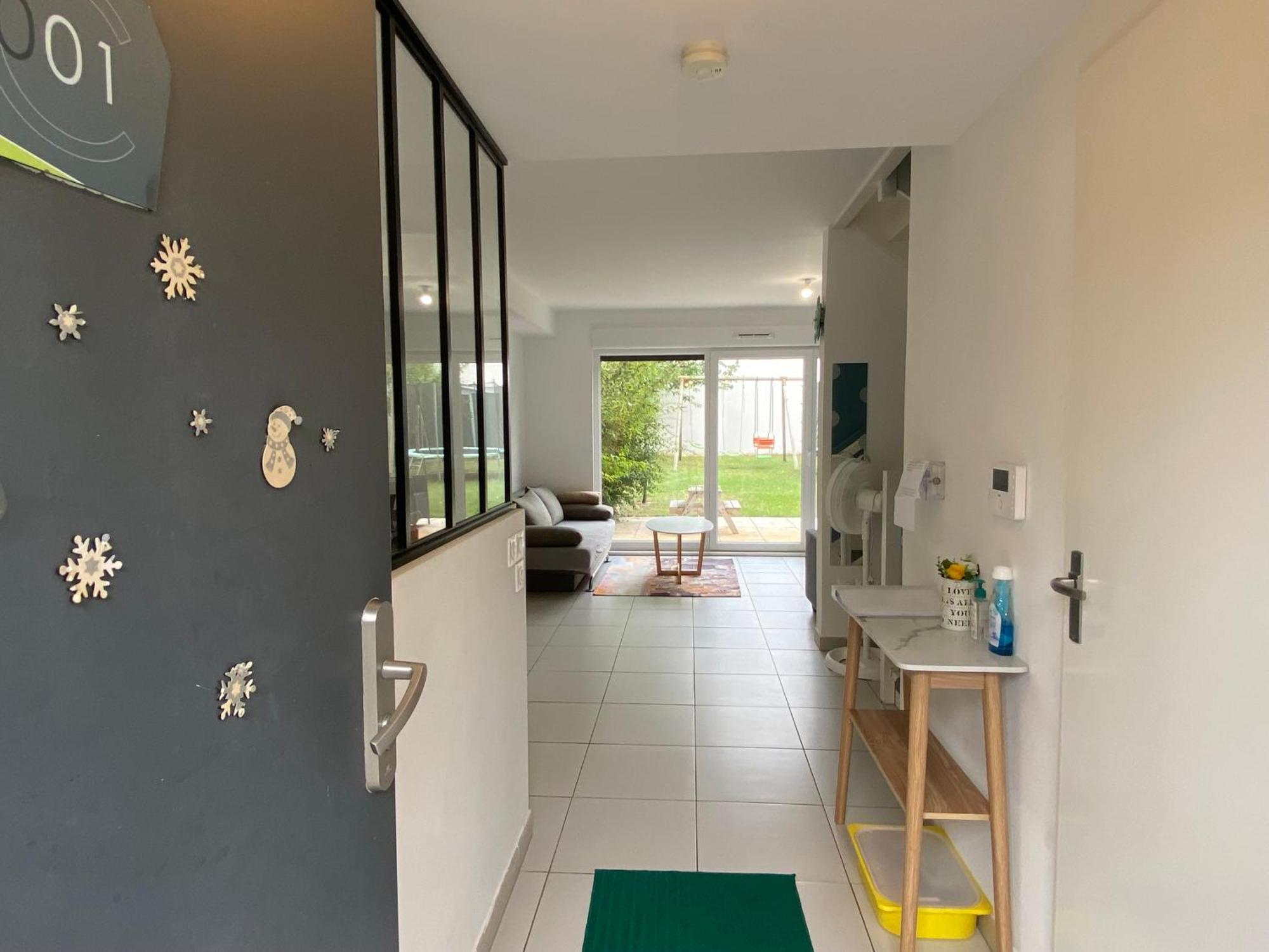 Duplex Neuf 90 M2 - 3 Chambres, Avec Jardin A 사르투르빌 외부 사진